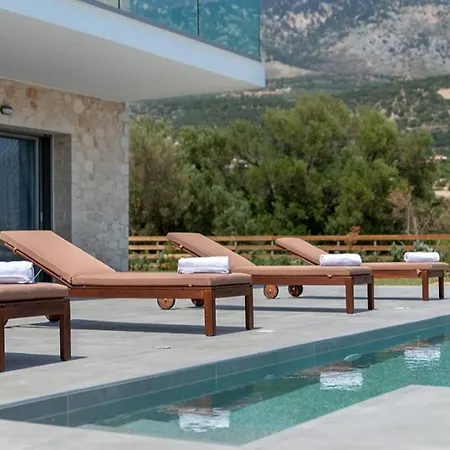 Kefalonia Stone - Petros Kefalonica * Trapezaki (Kefalonia)