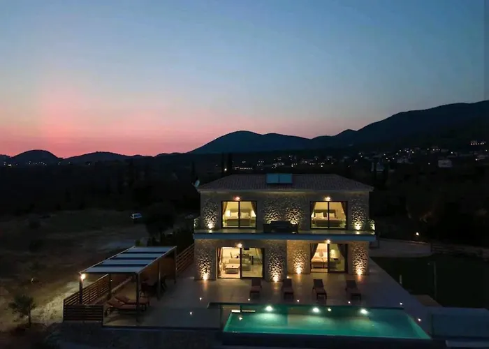 Kefalonia Stone - Petros Kefalonica *