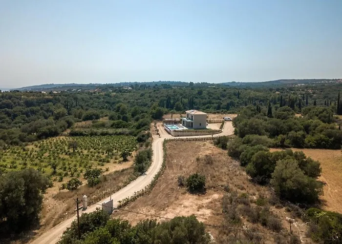 Kefalonia Stone - Petros Kefalonica * Trapezaki (Kefalonia)