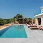 Vila Kefalonia Stone - Petros Kefalonica