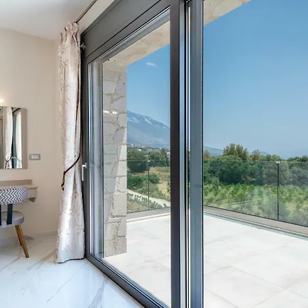 Kefalonia Stone - Petros Kefalonica Willa