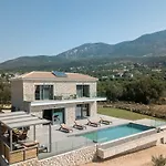 Kefalonia Stone - Petros Kefalonica *